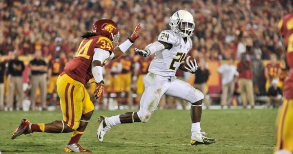 Kenjon Barner_Kevin Cline.jpg