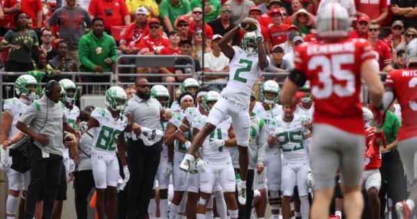 Devon Williams_Oregon Football Twitter.jpg