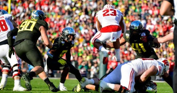 Defense in the Rose Bowl_Eugene Johnson.jpg