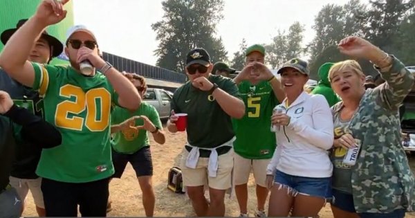 Fans3_Pac12 Video.jpg