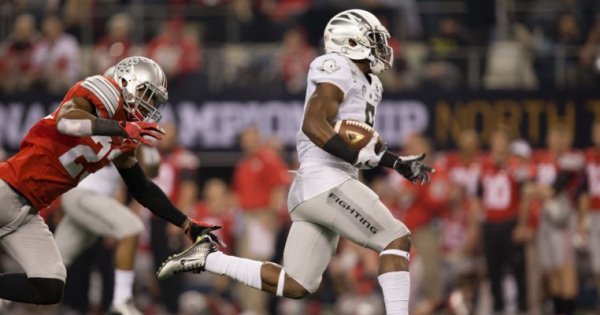 Byron Marshall scores in NC_John Giustina.jpg