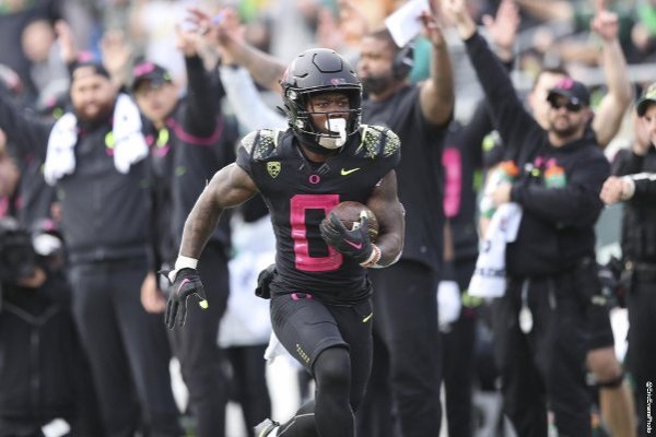 Irving is gonna score by Eric Evans of Oregon Football Twitter.jpg