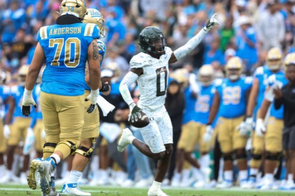 DJ James celebrates his pick_Oregon Football Twitter.jpg