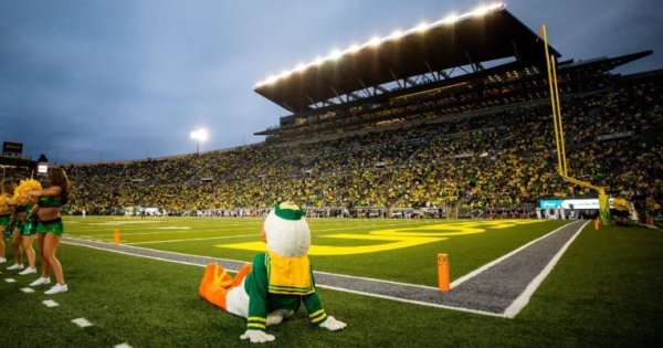 Autzen Stadium_Gridiron Twitter.jpg