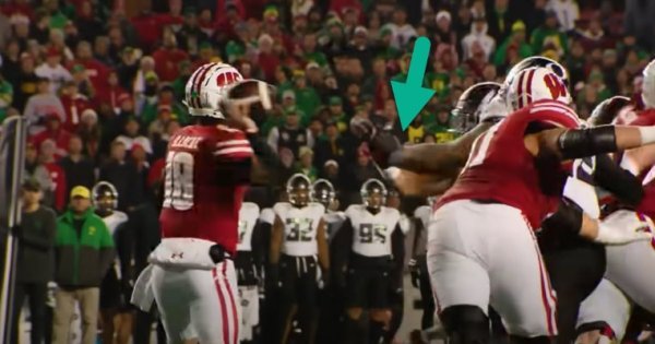 Tuioti 1_GoDucks.com Video.jpg
